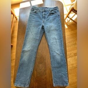 Levi jeans
